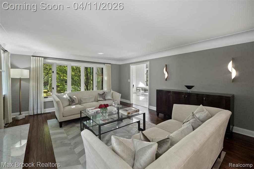 5190 Clarendon Crest Street, Bloomfield Hills, MI, 48302