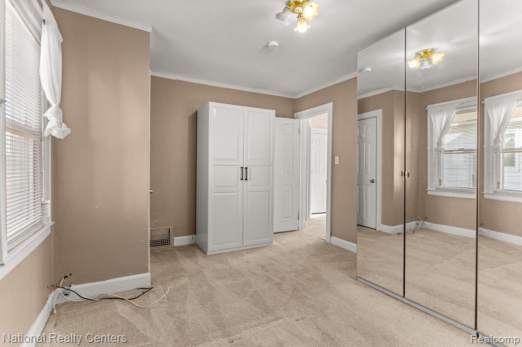 4242 LAPHAM Street, Dearborn, MI 48126 — Photo 32