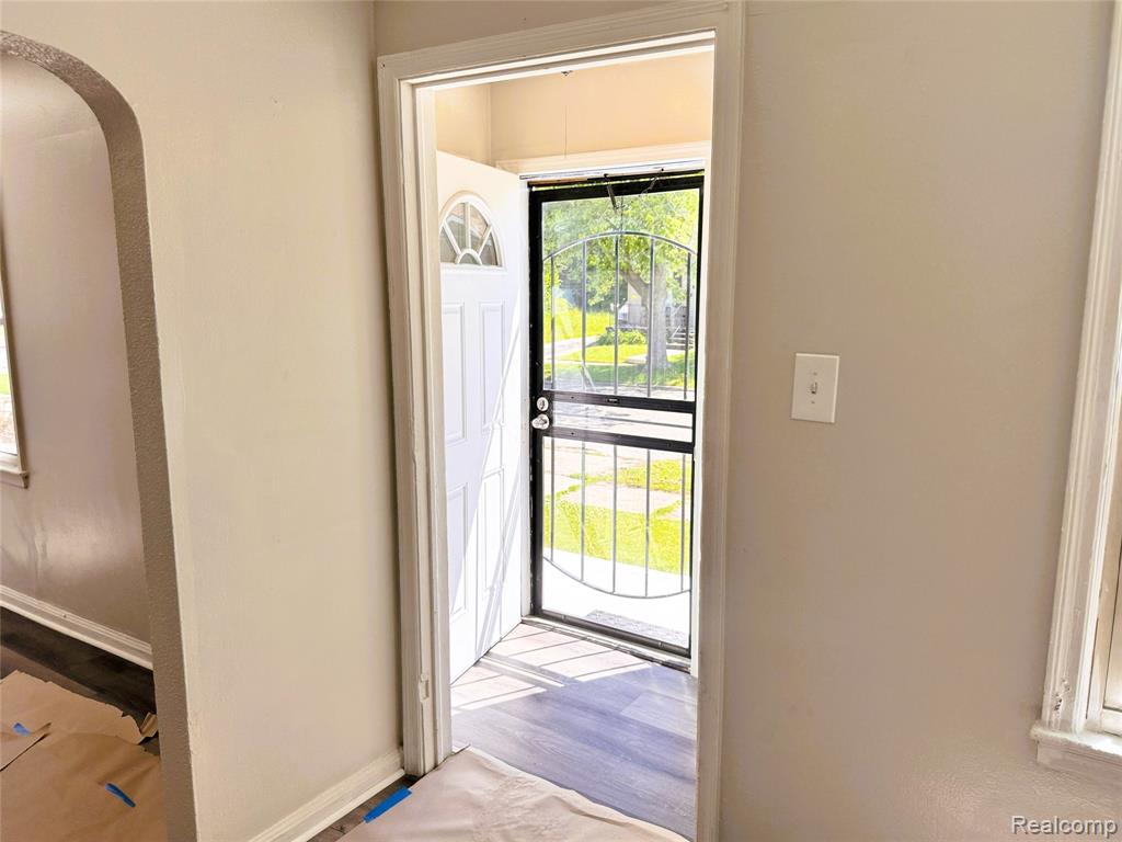 8835 Whitcomb Street, Detroit, MI 48228 — Photo 5