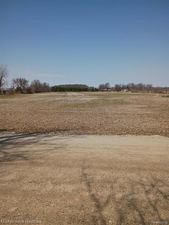 000 Reed Road, New Lothrop, MI 48460