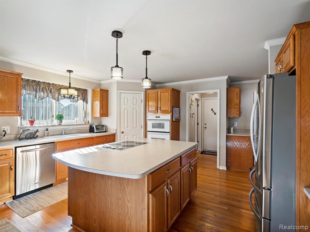 46490 MARINER Drive, Macomb, MI 48044 — Photo 15