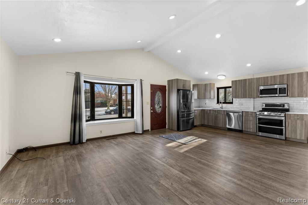 5949 Fenton Street, Dearborn Heights, MI 48127 — Photo 3