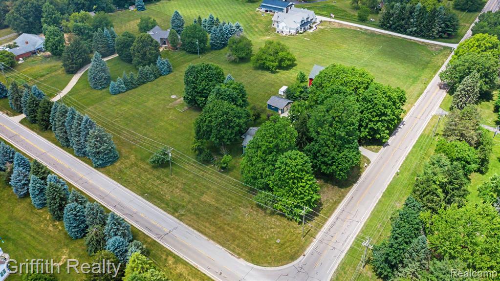 3970 Van Amberg Road, Brighton, MI 48114 — Photo 38