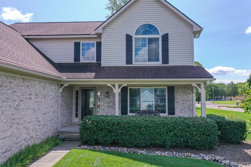 687 SANDPIPER Way, Oxford, MI 48371 — Photo 14