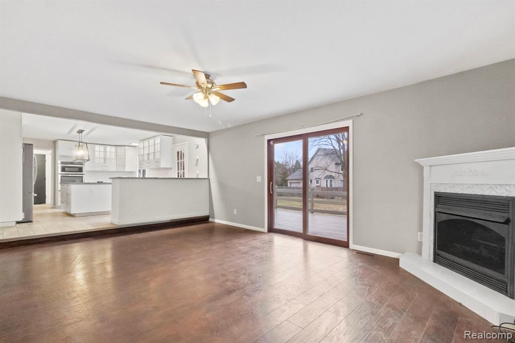 40088 SAAL Road, Sterling Heights, MI 48313 — Photo 5