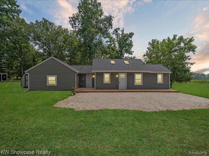 4581 Parker Drive, Howell, MI 48843 — Photo 2