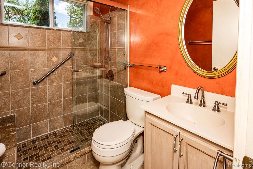 1342 Minnesota Avenue, Marysville, MI 48040 — Photo 15