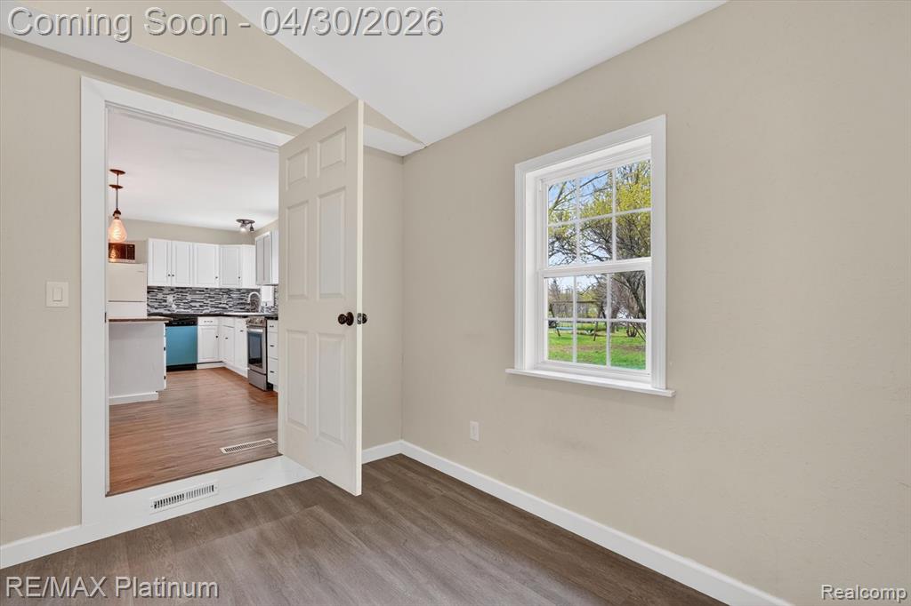 2417 Howald Avenue, Flint, MI 48504 — Photo 17