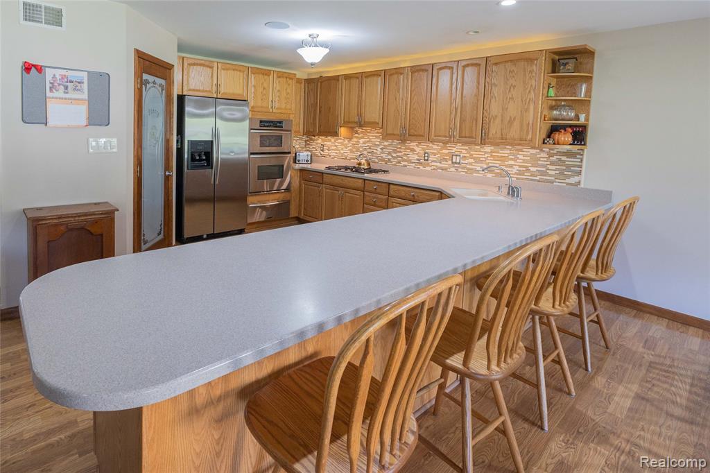 21855 Huron River Drive, New Boston, MI 48164 — Photo 10