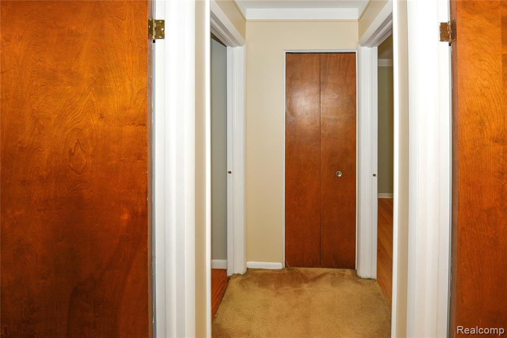 884 Eugene Drive, Oxford, MI 48371 — Photo 23