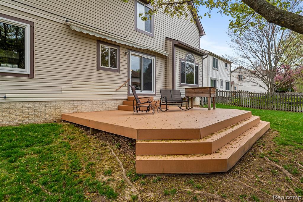 4325 Heatherstone Drive, Waterford, MI 48329 — Photo 41