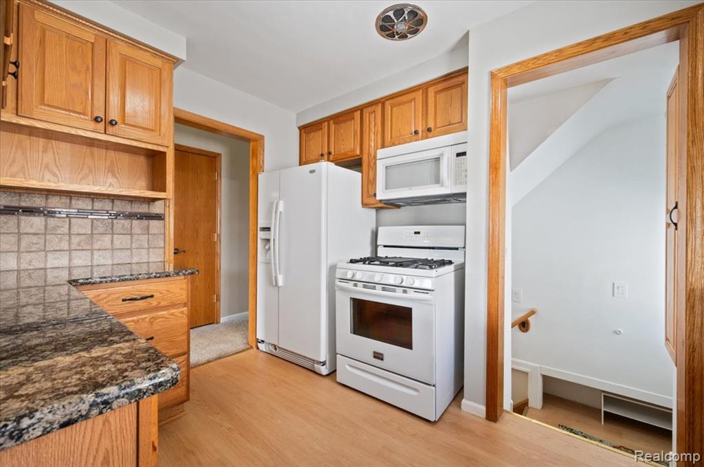 4044 18th Street, Wyandotte, MI 48192 — Photo 11