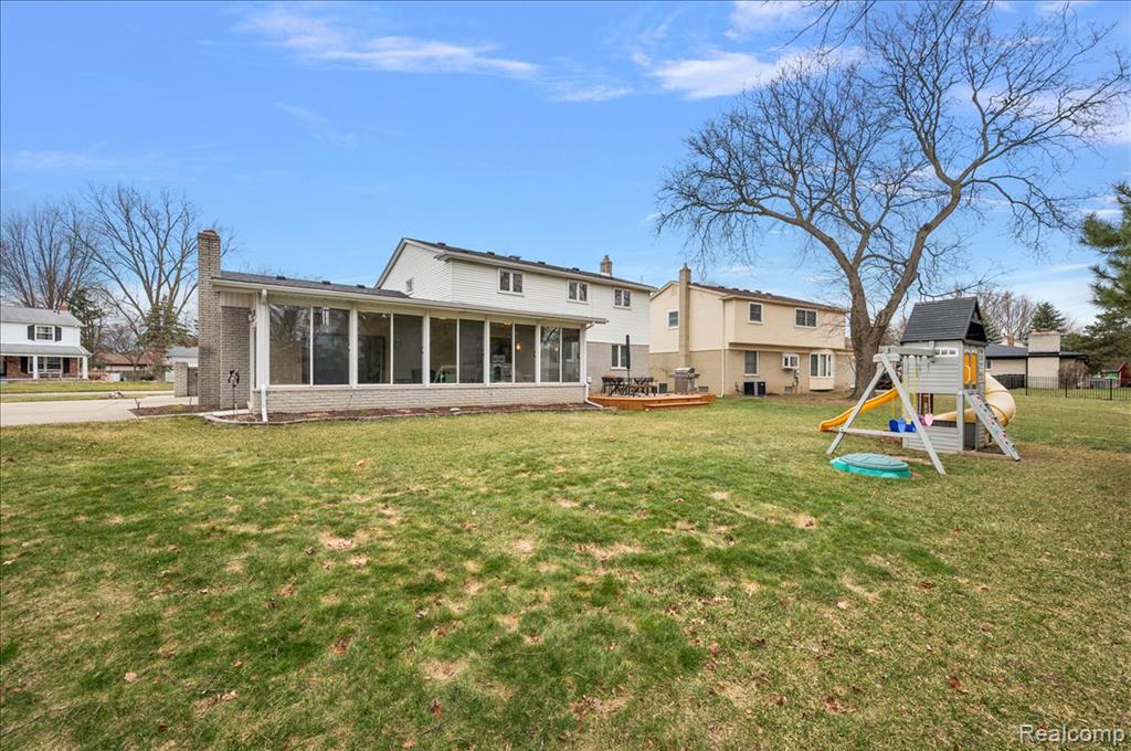 39728 Bonnie Court, Clinton Twp, MI 48038 — Photo 55