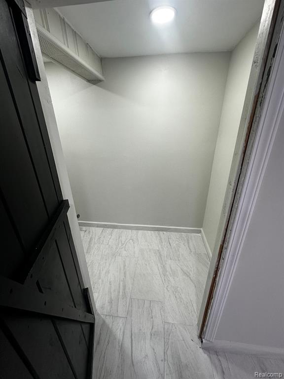 950 N YORK Street, Dearborn, MI 48128 — Photo 23