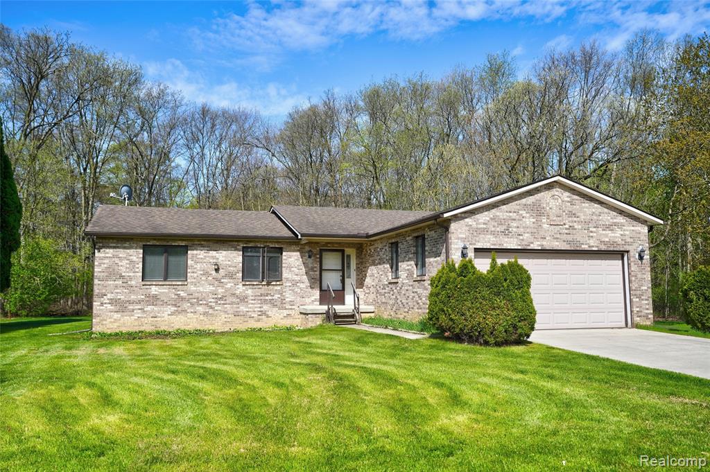 2281 Nandi Hills Trail, Swartz Creek, MI 48473 — front exterior
