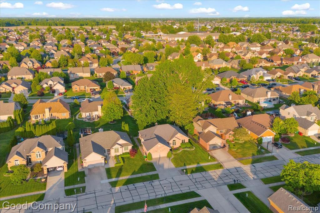 51414 Pinewood Drive, Macomb, MI 48042 — Photo 44