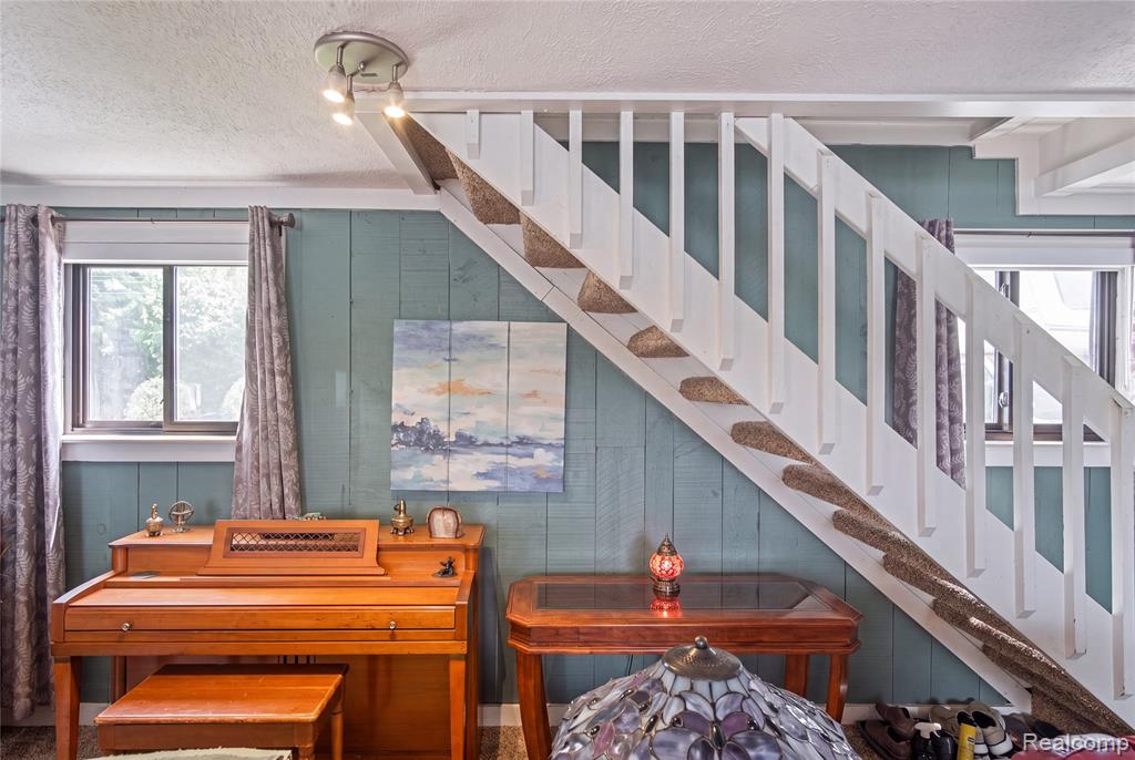 10075 Graham Drive, Clarkston, MI 48348 — Photo 12