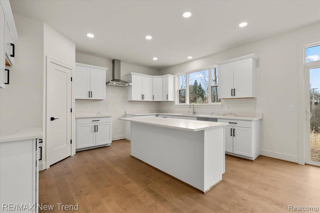 6514 CAMBRIDGE Circle, Clarkston, MI — Photo 12