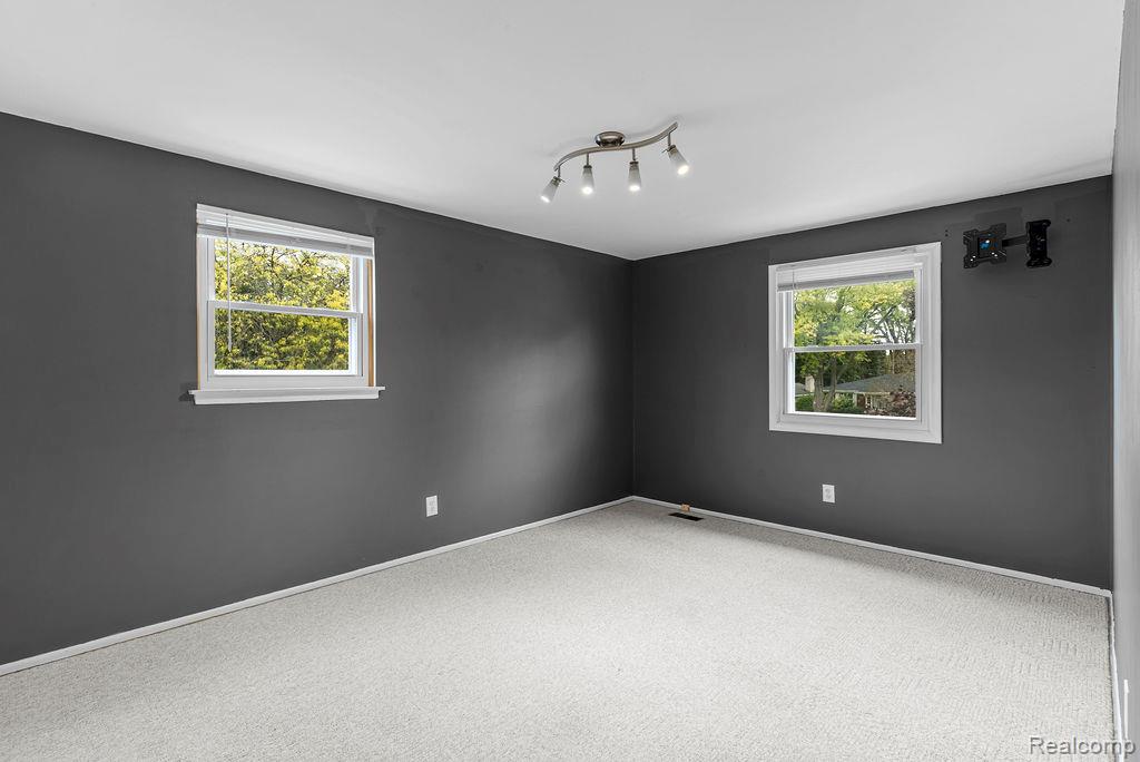5368 Boland Drive, Grand Blanc, MI 48439 — Photo 38