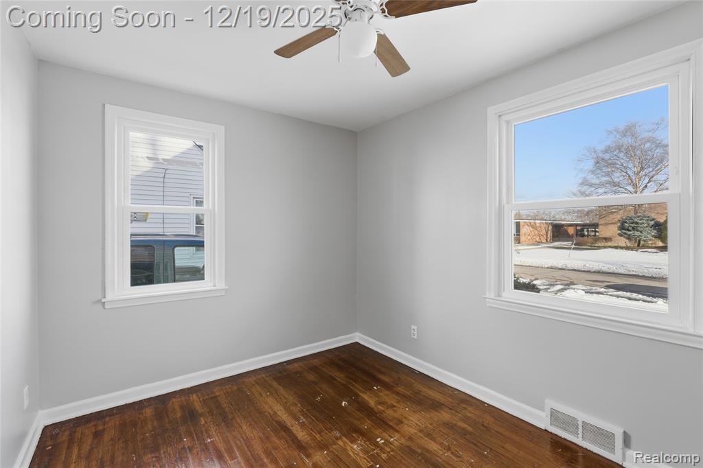 22785 Schroeder Avenue, Eastpointe, MI 48021 — Photo 9