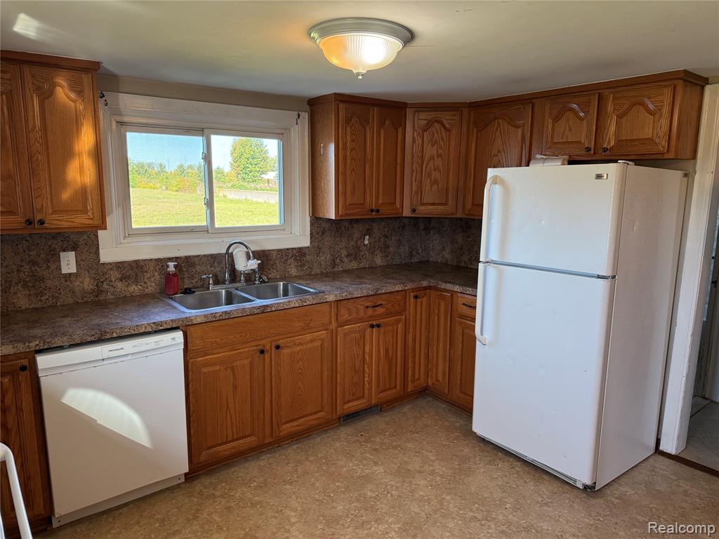 50811 Romeo Plank Road, Macomb, MI 48044 — Photo 7