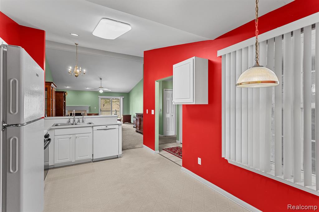 22783 WOODCREEK Drive, Taylor, MI 48180 — Photo 26