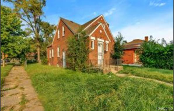 9303 ASHTON Avenue, Detroit, MI 48228 — Photo 4