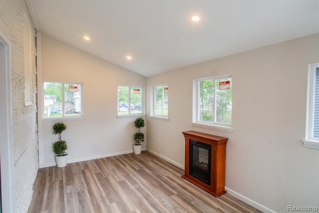 3280 E Atherton Road, Burton, MI 48529 — Photo 9