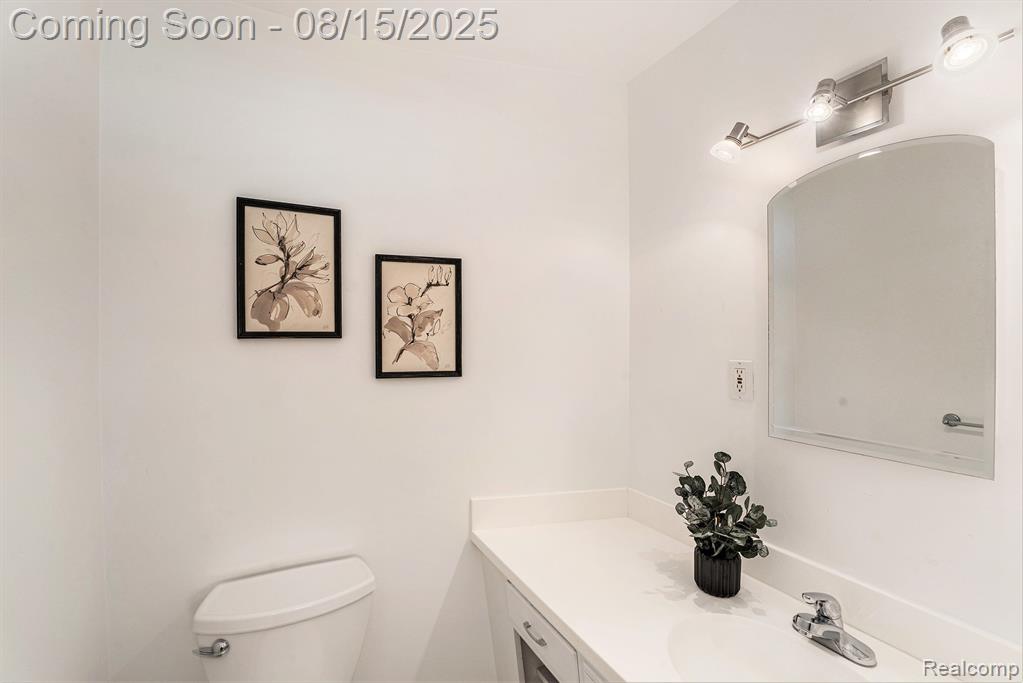 8277 Gary Avenue, Westland, MI — Photo 13