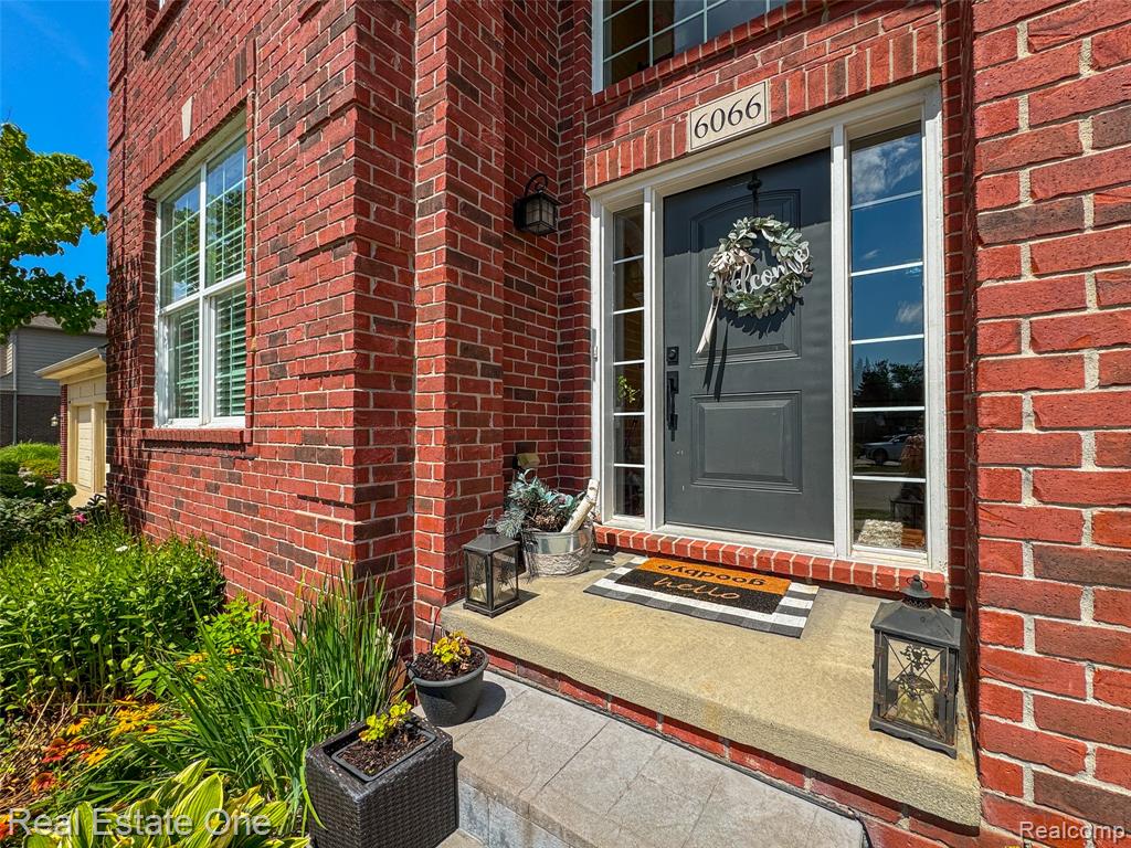 6066 Cheshire Park Drive, Clarkston, MI — Photo 4