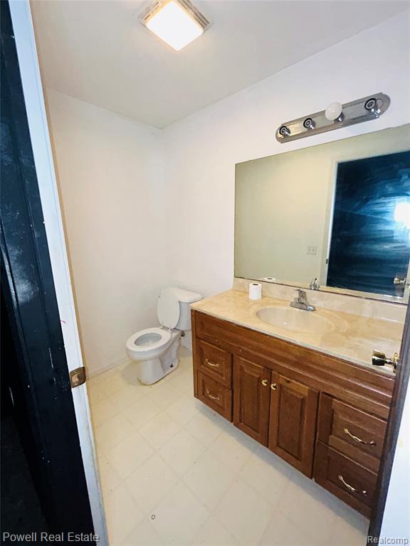 2335 Pebble Creek Drive N, Flushing, MI 48433 — Photo 33