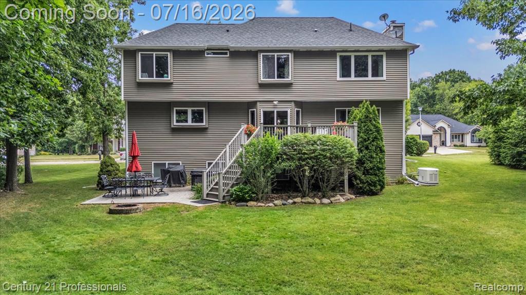 7520 Paradise Drive, Grand Blanc, MI 48439 — Photo 5