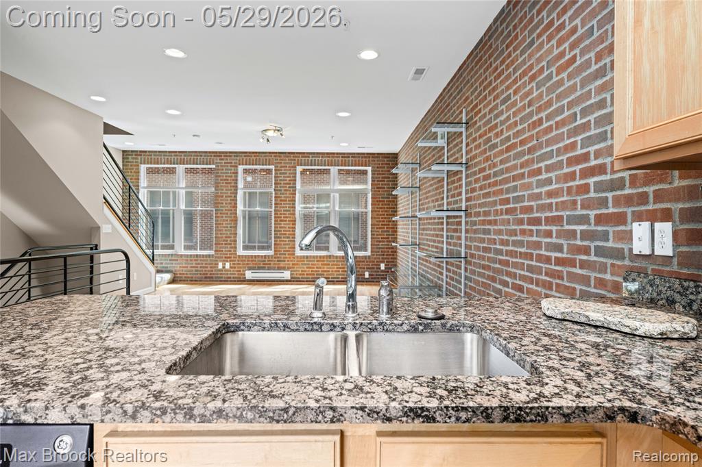 420 Lewis Court, Birmingham, MI 48009 — Photo 19