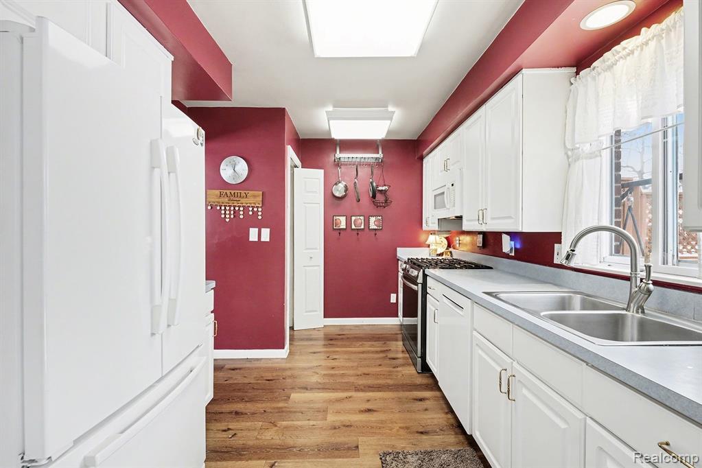 16621 Admiral, Fraser, MI 48026 — Photo 11