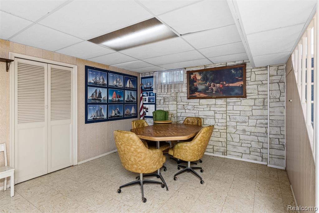 4323 Ashlawn Drive, Flint, MI 48507 — Photo 26