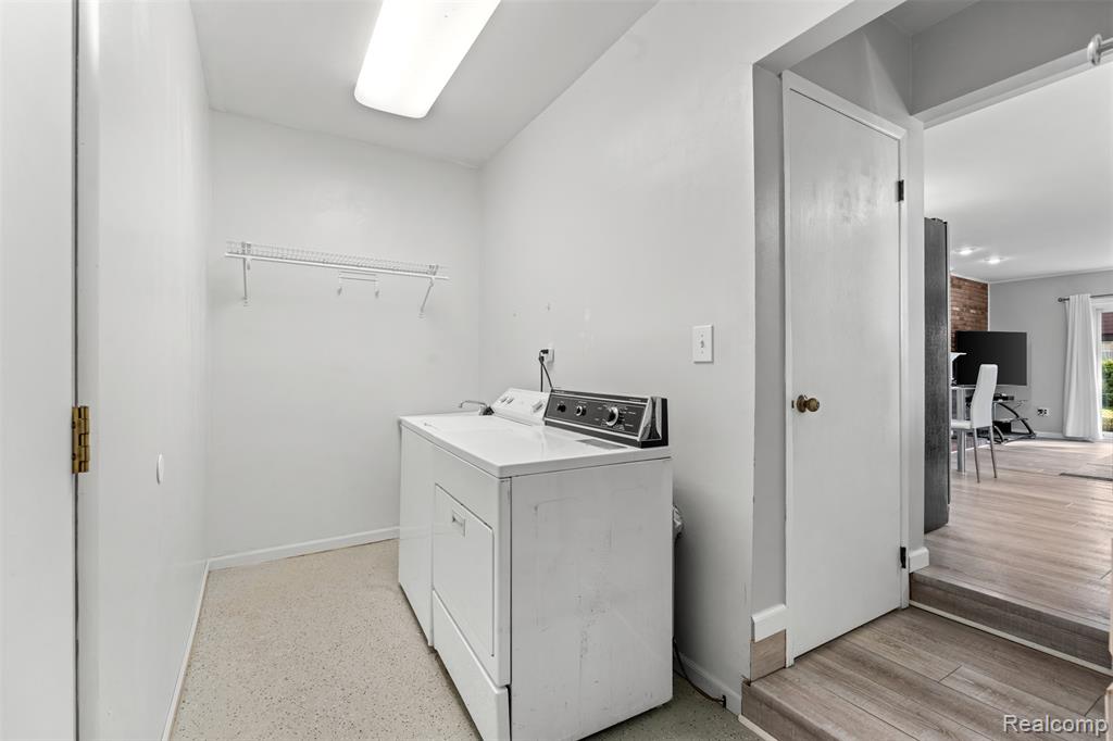 44999 N Spring Drive, Canton, MI 48187 — Photo 16