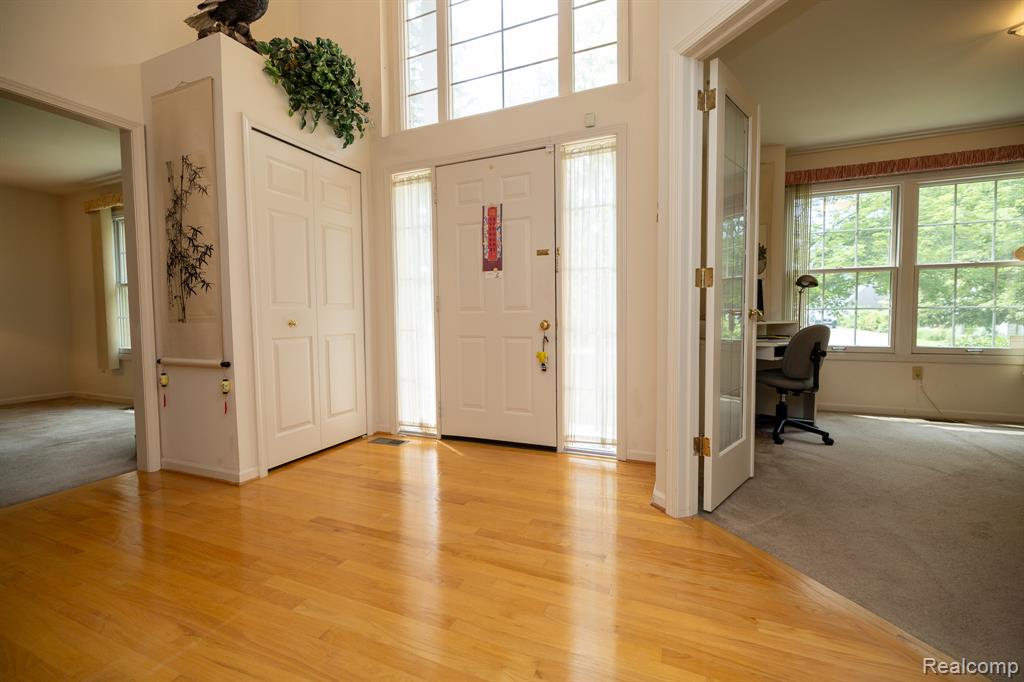 6926 Alden Drive, West Bloomfield, MI 48324 — Photo 4