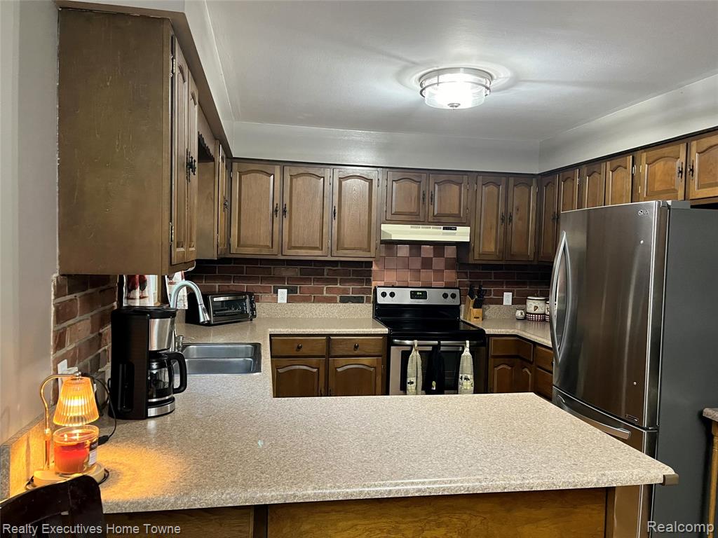 3785 Carrigan Road, Fort Gratiot, MI 48059 — Photo 3