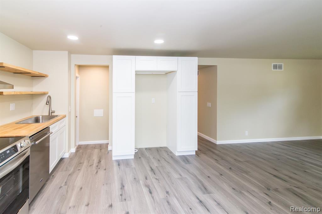 3175 LORRAINE Street, Ann Arbor, MI 48108 — Photo 19