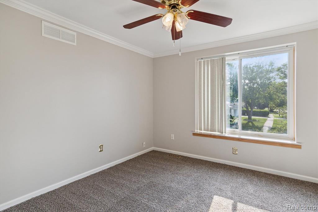 824 Kings Way, Canton, MI 48188 — Photo 33