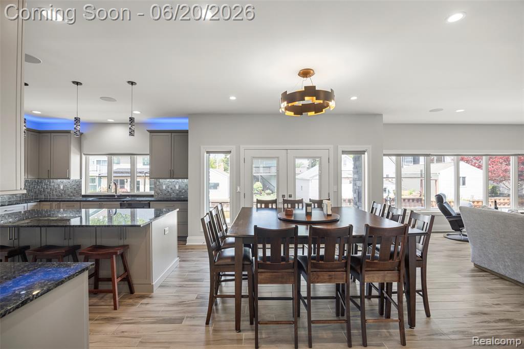 22491 E 10 Mile Road, Saint Clair Shores, MI 48080 — Photo 12