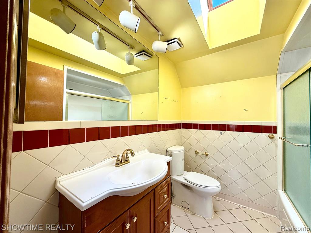 40537 DENBIGH Drive, Sterling Heights, MI 48310 — Photo 20