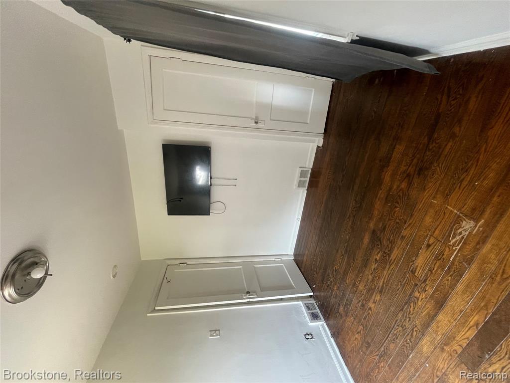 8144 Jewett Avenue, Warren, MI 48089 — Photo 34