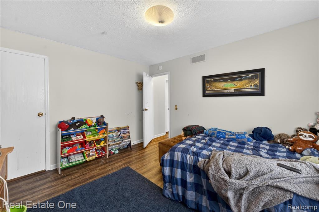 7841 Bergin Road, Howell, MI 48843 — Photo 21
