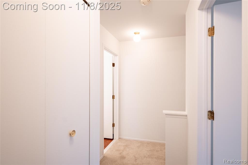 285 Inlet Court, Walled Lake, MI 48390 — Photo 13