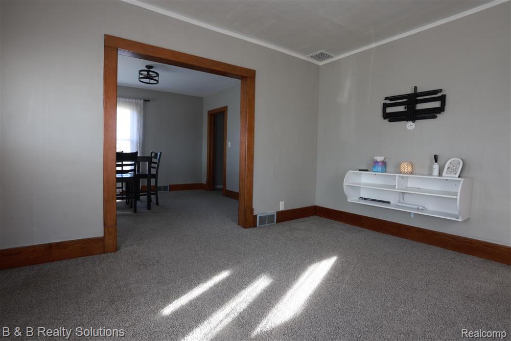 4131 Pleasant Street, North Branch, MI 48461 — Photo 9