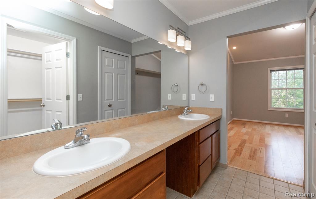 6600 TRILLIUM VILLAGE Lane, 23, Clarkston, MI — Photo 28
