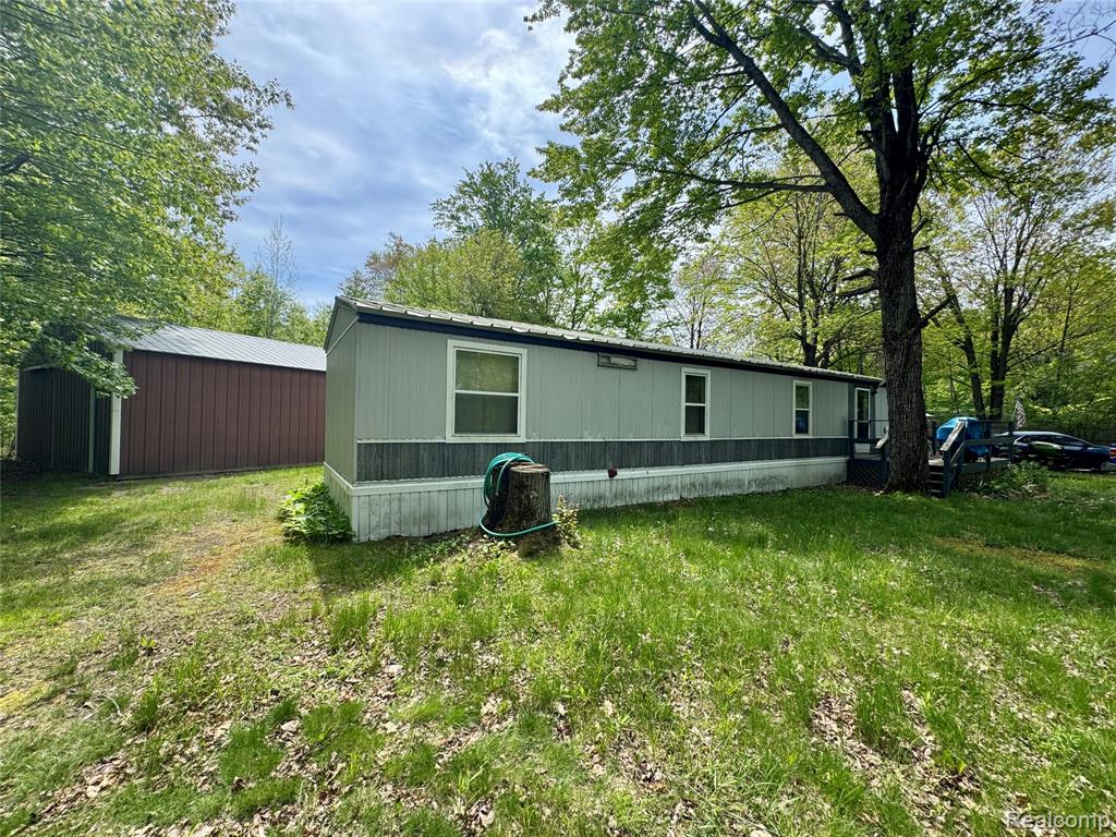 499 E Winegars Road, Gladwin, MI 48624 — Photo 18