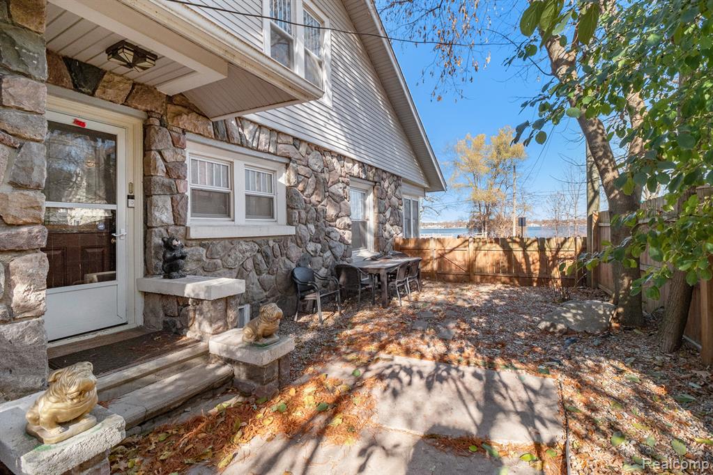 66 E Shore Drive, Whitmore Lake, MI 48189 — Photo 30