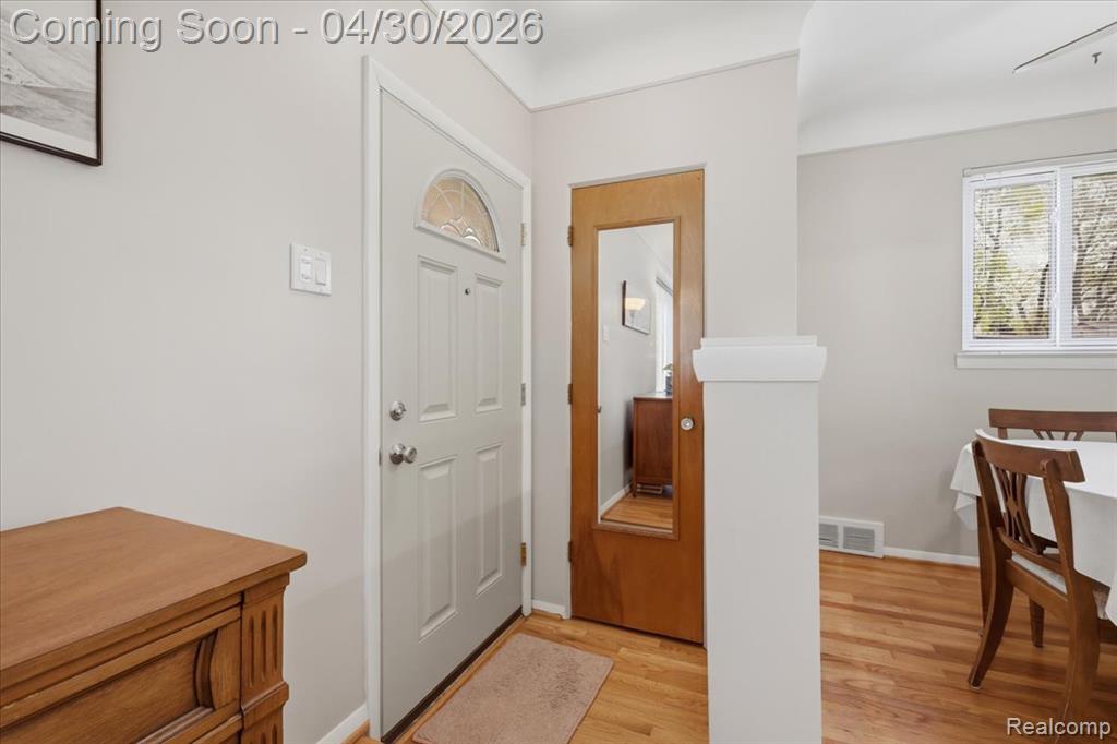 1919 Catalpa Drive, Berkley, MI 48072 — Photo 2
